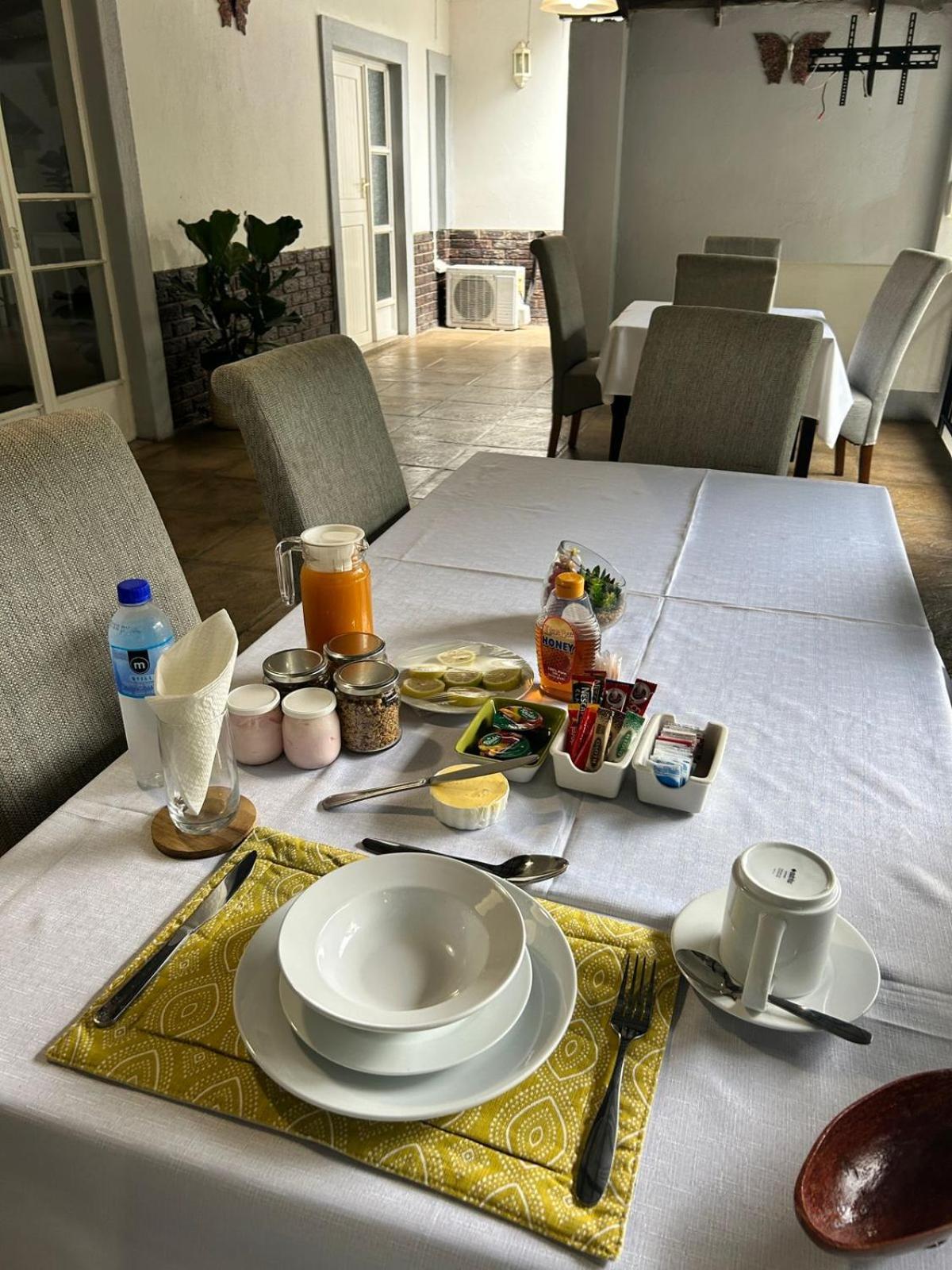 Calla Lily Guesthouse Mbombela Exteriör bild